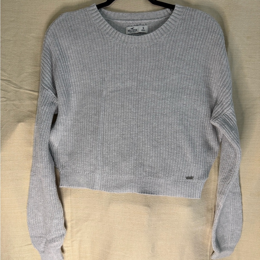 Hollister Light Gray Women's Crew Neck Sweater
